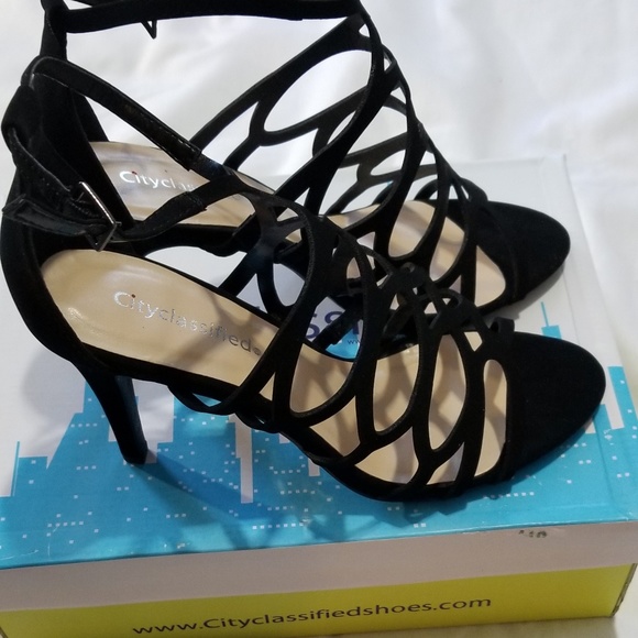 City Classified Shoes - City Classified Womens NWT Strappy Heel Black 9 4"